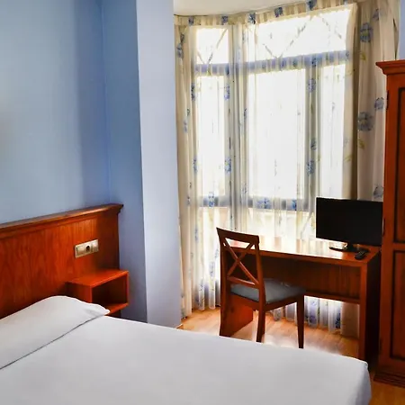 Alda Via De La Plata 招待所 La Bañeza