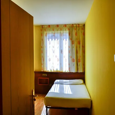 Alda Via De La Plata 2*