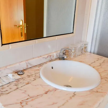 Alda Via De La Plata 2*