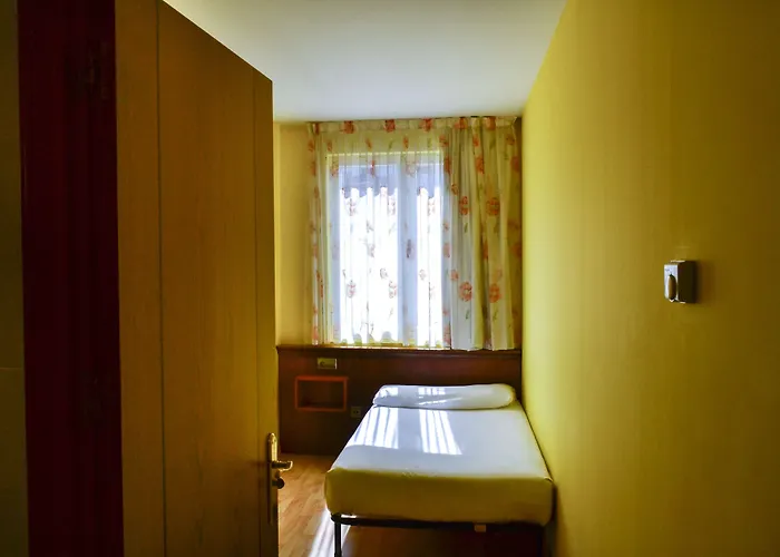 Alda Via De La Plata